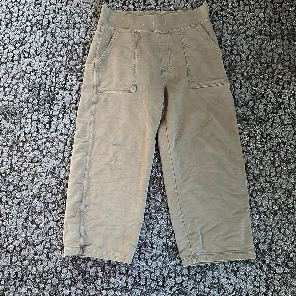 Green wide leg sweatpants